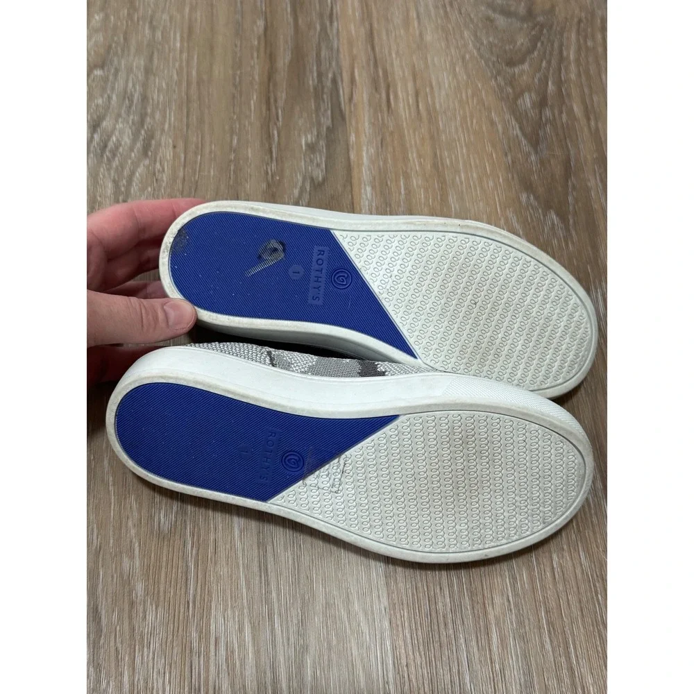 Rothys Kids Slip On Sneaker Bright White Rainbow Stripe Size 3
